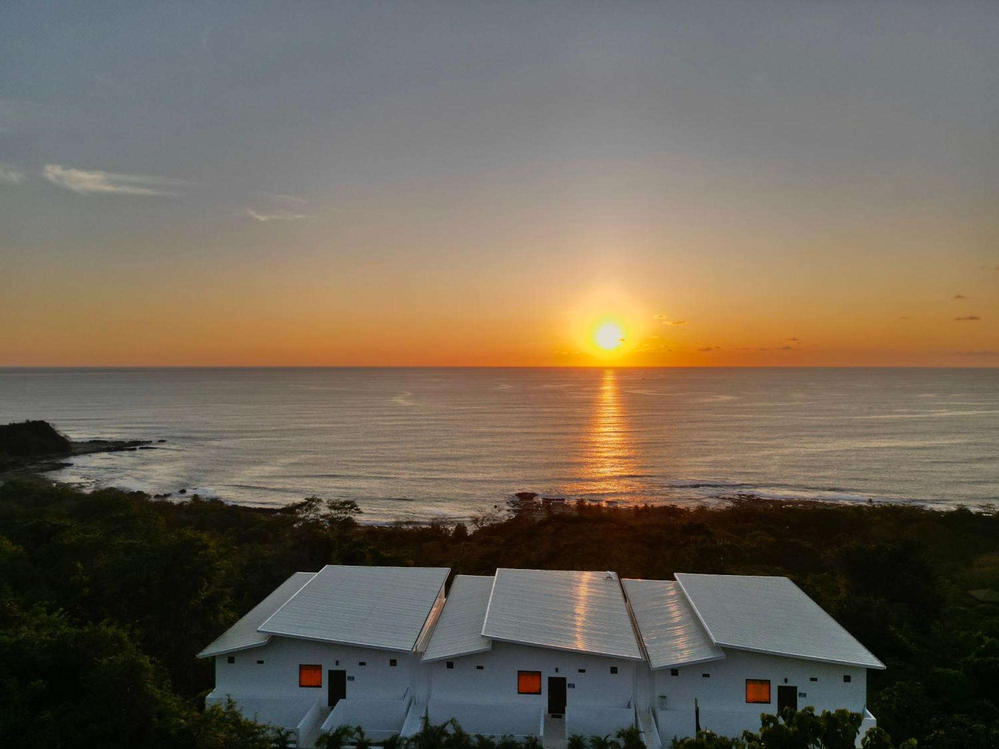 Les Roches - Paradise Retreat Playa Santa Teresa  Экстерьер фото