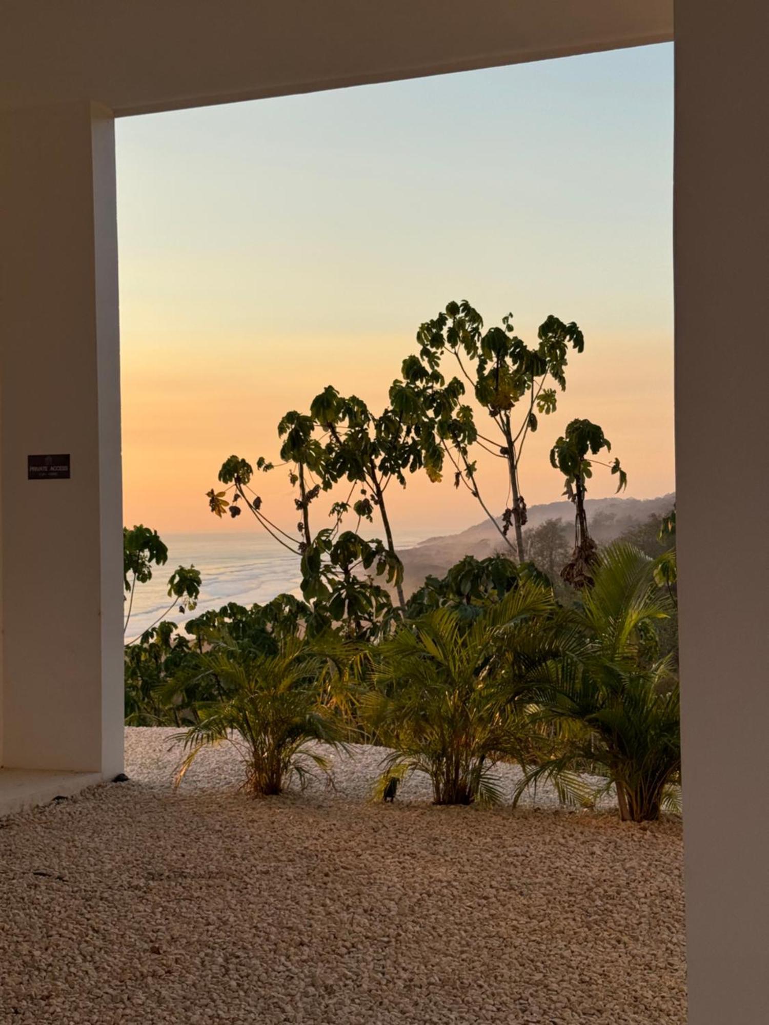 Les Roches - Paradise Retreat Playa Santa Teresa  Экстерьер фото